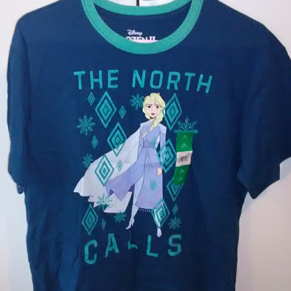 🌻Disney frozen 2 top n.w.t.